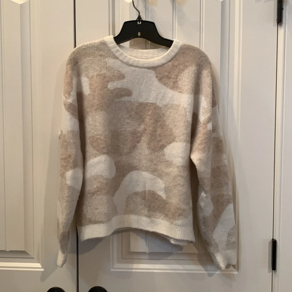 LUCKY BRAND Cream Tan Cozy Camo Sweater S - Picture 7 of 7